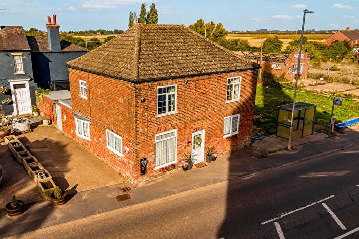 3 Bedroom Detached House For Sale In Gosberton Road, Surfleet, PE11