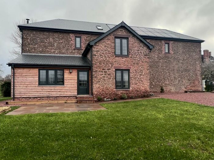2 Bedroom Barn Conversion To Rent In St. Owens Cross, HR2