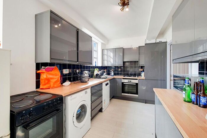 6 Bedroom Terraced House To Rent In Rope Street, London, SE16