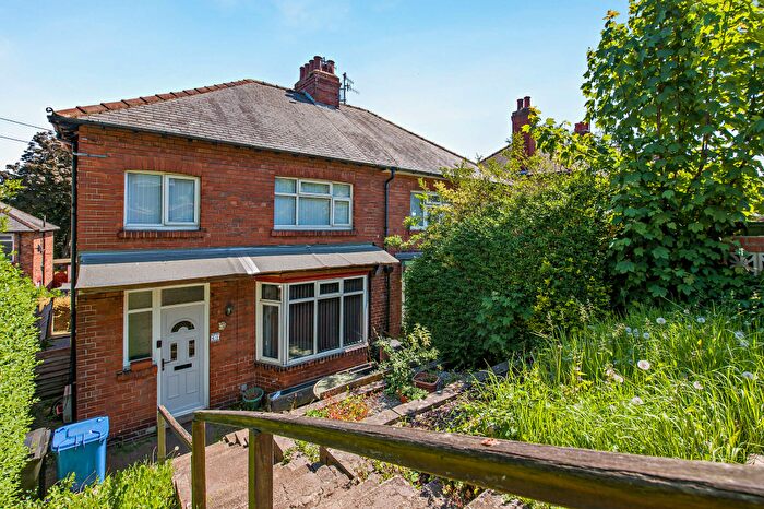 3 Bedroom Semi-Detached House For Sale In Alexandra Park, Scarborough, YO12