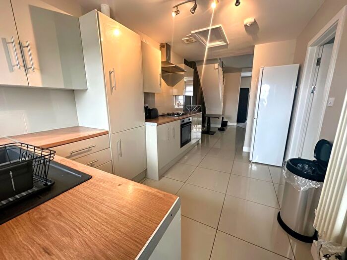 3 Bedroom Terraced House To Rent In Brocks Terrace, Porth, CF39