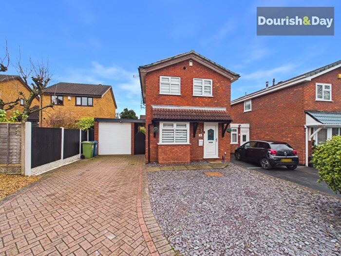 3 Bedroom Detached House For Sale In Whimster Square, Stafford, ST17