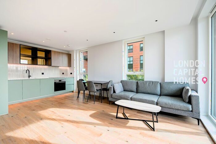 2 Bedroom Flat To Rent In Randolph Road, Southall, UB1