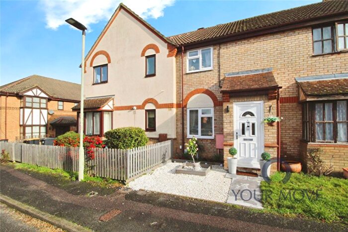 2 Bedroom Terraced House For Sale In Poppyfields, Bedford, Bedfordshire, MK41