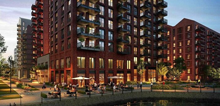 2 Bedroom Flat For Sale In Dunlip And Pochard House, Hawser Lane, London, E14