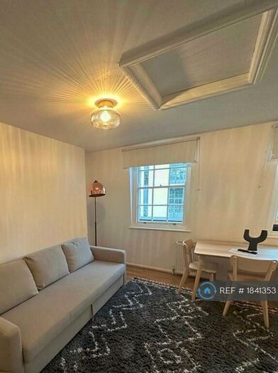 1 Bedroom Flat To Rent In Mornington Crescent, London, NW1