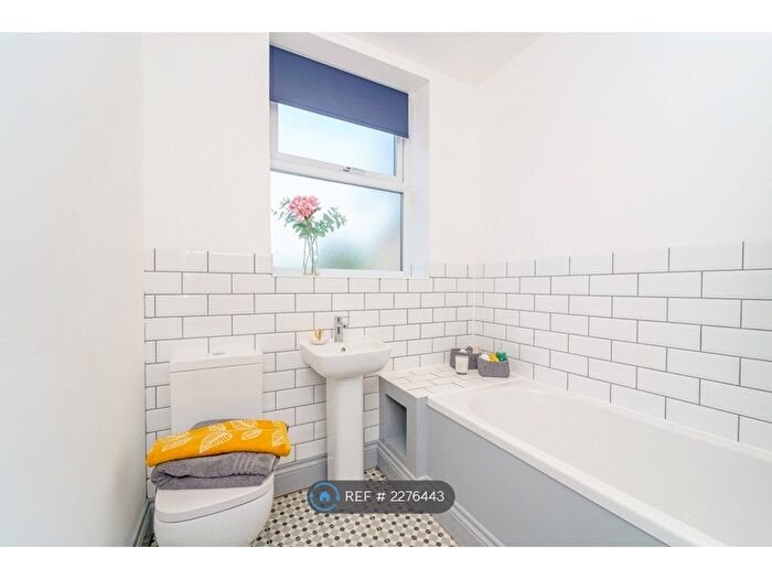 10 Bedroom Flat To Rent In City Centre, Liverpool, L3