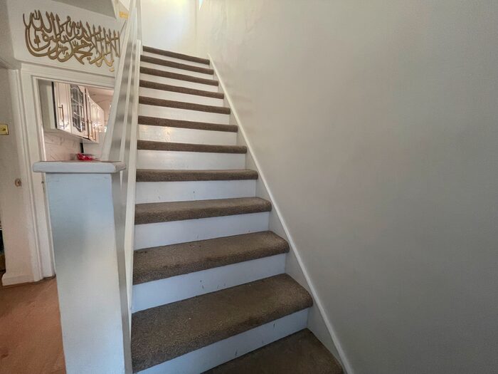 1 Bedroom Flat To Rent In Bridport Avenue, Romford, RM7