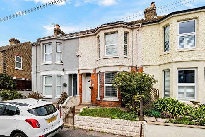 3 Bedroom Terraced House To Rent In Avenue Road, Dover, CT16