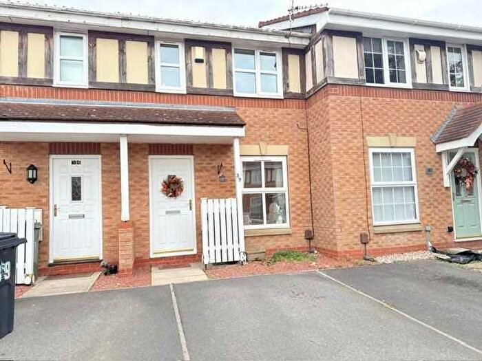 2 Bedroom Terraced House For Sale In Buckingham Grove, Scartho Top, Grimsby, DN33