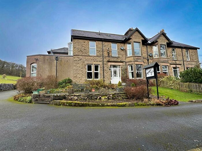 10 Bedroom Semi-Detached House For Sale In White Knowle Road, Buxton, SK17