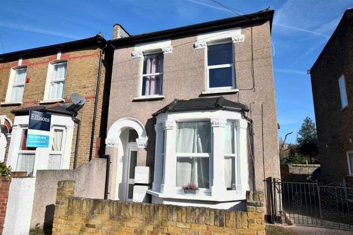 1 Bedroom Studio To Rent In Harewood Road, Colliers Wood, London, SW19