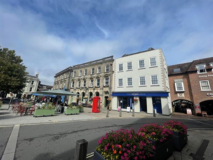 Maisonette To Rent In The Square, Wimborne, BH21