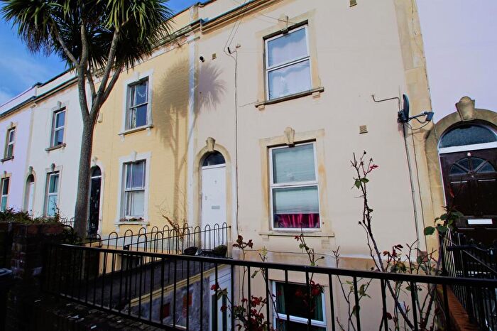 2 Bedroom Flat To Rent In Brunswick Street, BS2
