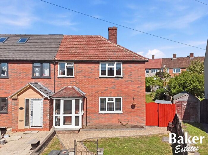 3 Bedroom End Of Terrace House For Sale In Burrow Green, Chigwell, Essex, IG7