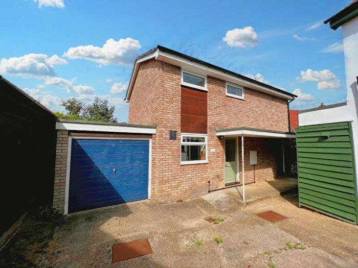 3 Bedroom Detached House To Rent In School Road, IP6