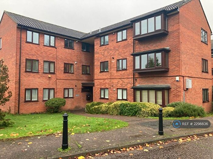 1 Bedroom Flat To Rent In Church Road, Buckhurst Hill, IG9