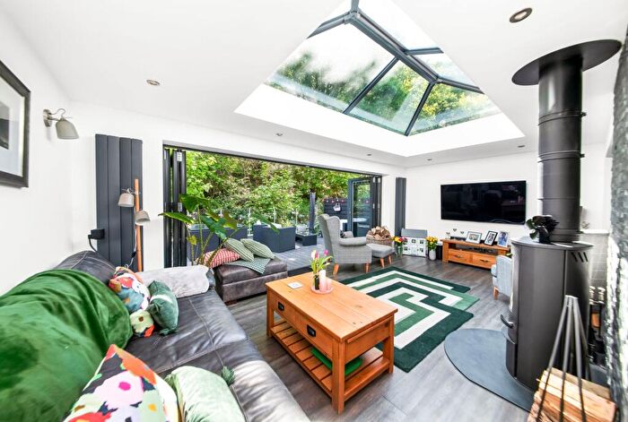 3 Bedroom Detached House For Sale In Crown Street, Scissett, HD8