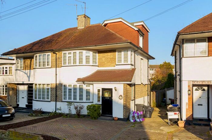 4 Bedroom Semi Detached House To Rent In Beaumont Road, Petts Wood, Kent, BR5