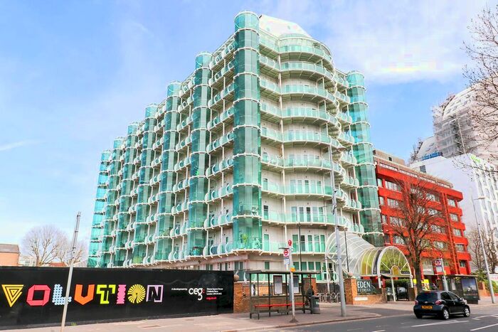 1 Bedroom Flat To Rent In Cavalier House, Uxbridge Road, Ealing, W5