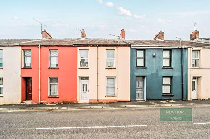 3 Bedroom Terraced House For Sale In Water Street Carmarthen, SA31