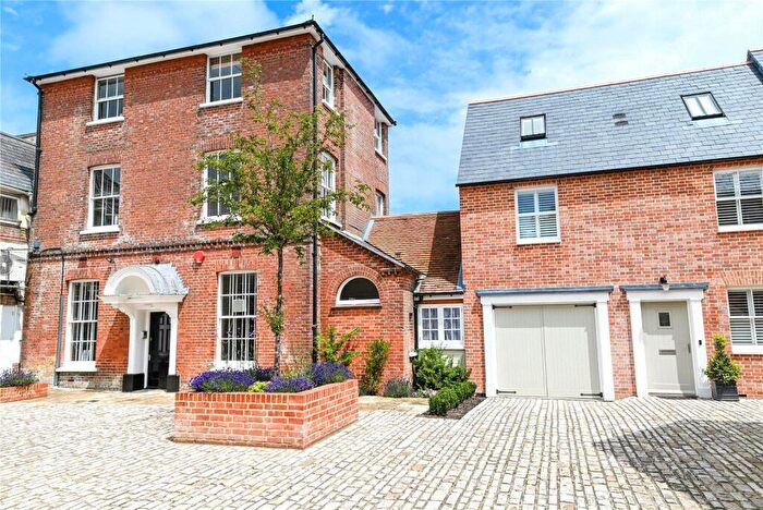 4 Bedroom Semi Detached House For Sale In High Street, Lymington, SO41