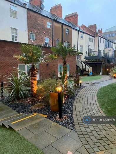 3 Bedroom Penthouse To Rent In Dock Street, Hull, HU1
