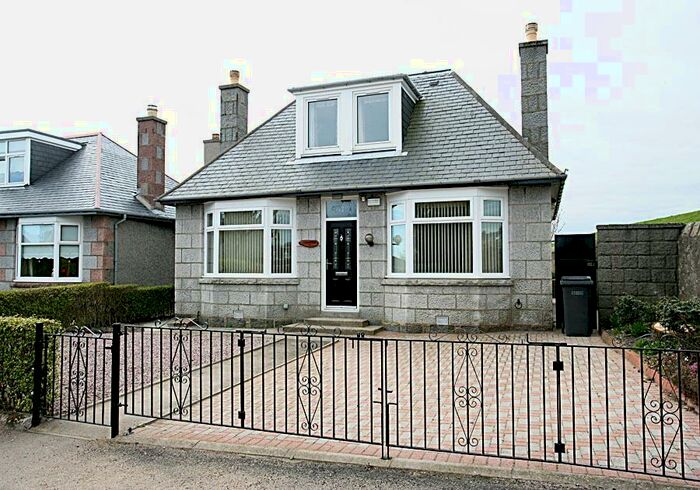 3 Bedroom Detached House To Rent In Morningside Road, West End, Aberdeen, AB10