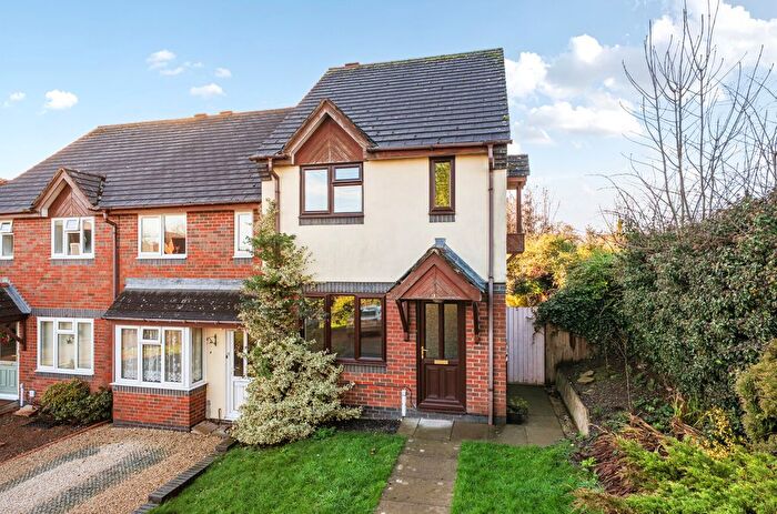 2 Bedroom End Terrace House For Sale In Little Henfaes Drive, Welshpool, Powys, SY21