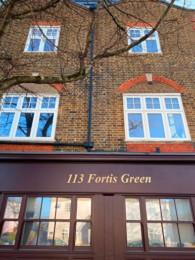4 Bedroom Flat To Rent In Fortis Green, London, N2
