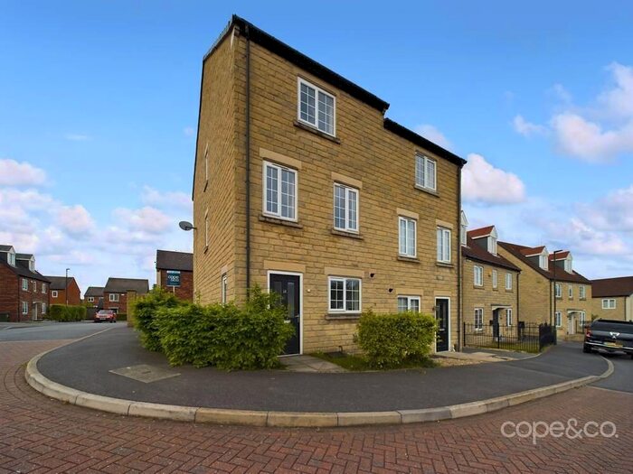 4 Bedroom Semi-Detached House To Rent In Knitters Road, South Normanton, Alfreton, Derbyshire, DE55