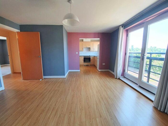 2 Bedroom Apartment To Rent In Siloam Place, Ipswich, IP3