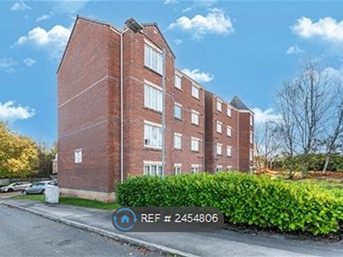 3 Bedroom Flat To Rent In Cobblestone Drive, Mansfield, NG18