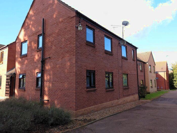 1 Bedroom Flat To Rent In Prince Of Wales Close, Bury St Edmunds, IP33