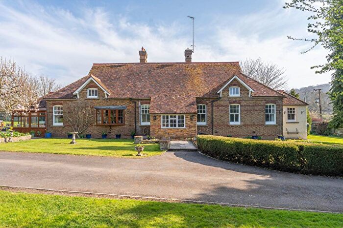 3 Bedroom Detached House For Sale In New Ground Road, Aldbury, HP23