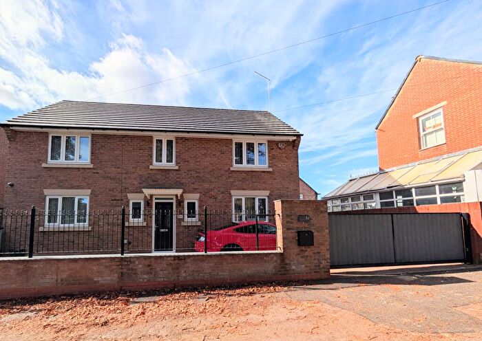 4 Bedroom Detached House To Rent In Chaplins Lane, Desborough, NN14