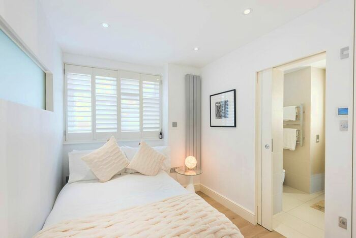 1 Bedroom Flat To Rent In Hans Place, Knightsbridge, London, SW1X