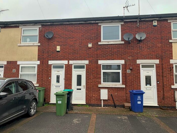 2 Bedroom House To Rent In Moor Street, Mansfield, NG18
