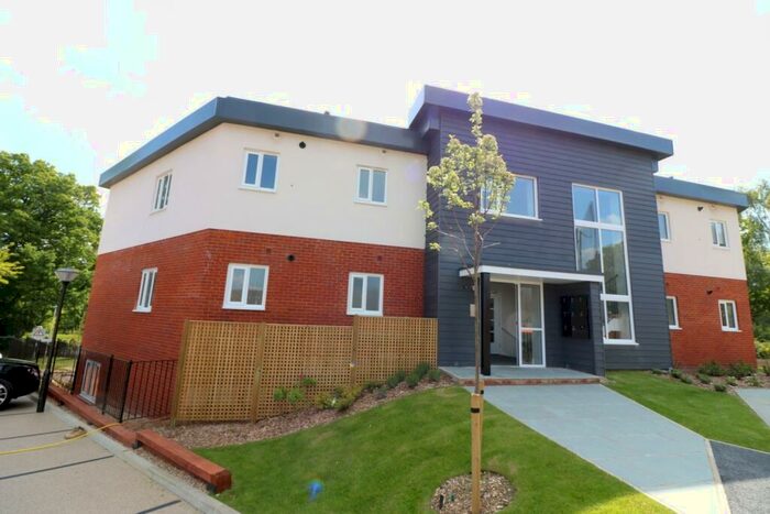 1 Bedroom Apartment To Rent In Robins Gate, Bracknell, Berkshire, RG12