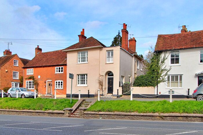 4 Bedroom Property For Sale In The Terrace, Wokingham, RG40