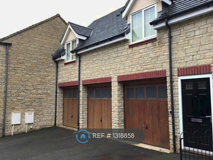 2 Bedroom Maisonette To Rent In The Rushes, Gloucester GL4
