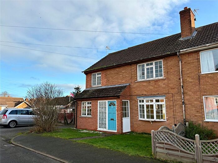 4 Bedroom Semi Detached House For Sale In St. Matthews Close, Salford Priors, Evesham, Warwickshire, WR11