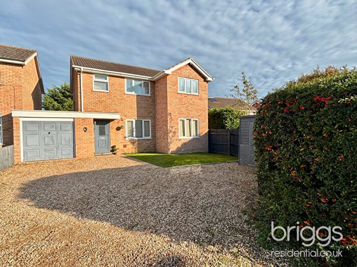 5 Bedroom Detached House For Sale In Knight Close, Deeping St James, Market Deeping, PE6