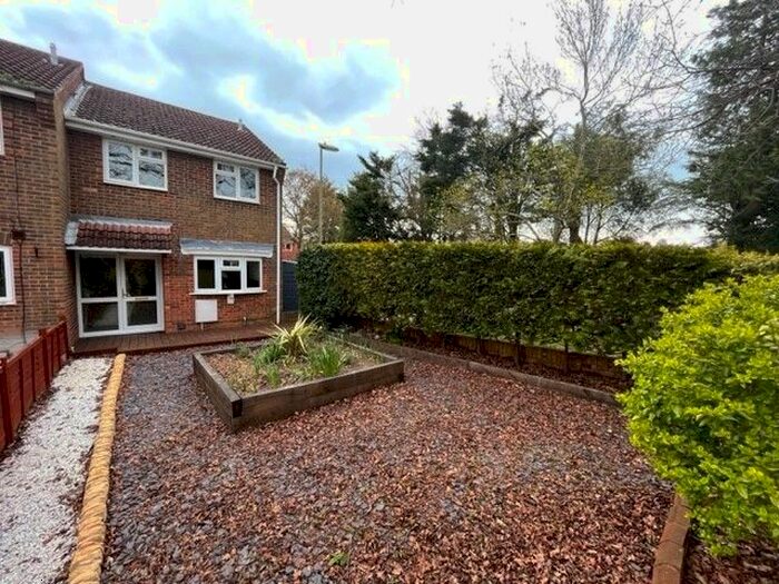 3 Bedroom End Of Terrace House To Rent In Mary Rose Close, Fareham, PO15
