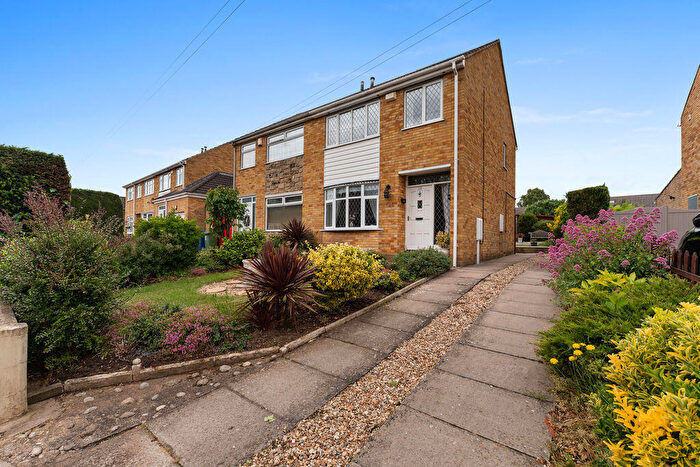 3 Bedroom Semi-Detached House For Sale In Greyfriars, Wybers, Grimsby, DN37
