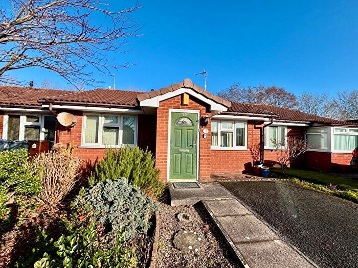 2 Bedroom Bungalow For Sale In Lavister Avenue, Burnage, M19
