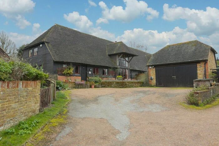 4 Bedroom Semi-Detached House For Sale In South Street, Boughton-Under-Blean, ME13