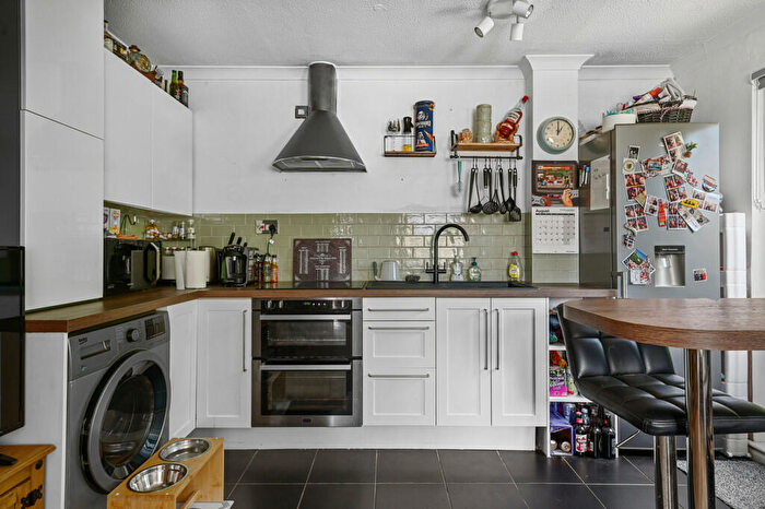 1 Bedroom End Of Terrace House For Sale In Springfield, Chelmsford, CM1