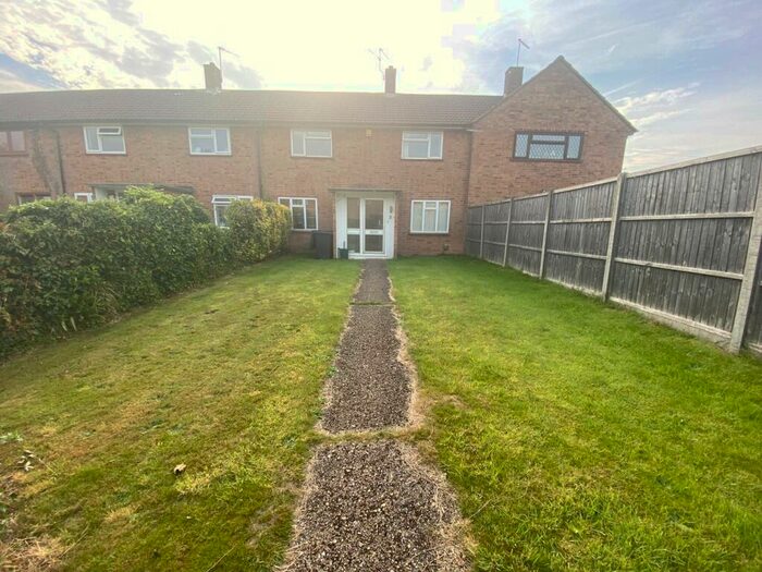 3 Bedroom Terraced House To Rent In Ross Close, Hatfield, AL10