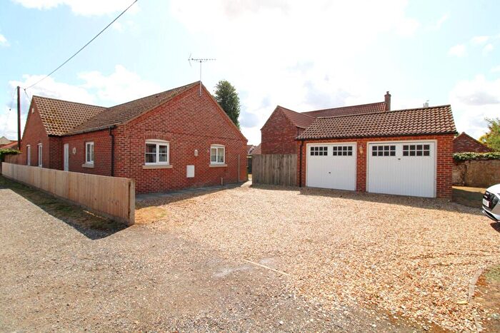4 Bedroom Detached Bungalow To Rent In Reeves Lane, Hockwold, IP26